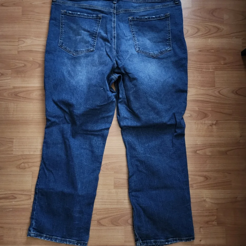 Sofia Jeans Leslie Slim Straight Distressed Jeans Women’s Size 20W Dark Wash Str